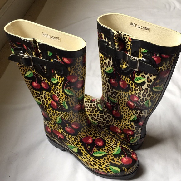 Chooka Signature Size 7 Rain Boots - Picture 6 of 7